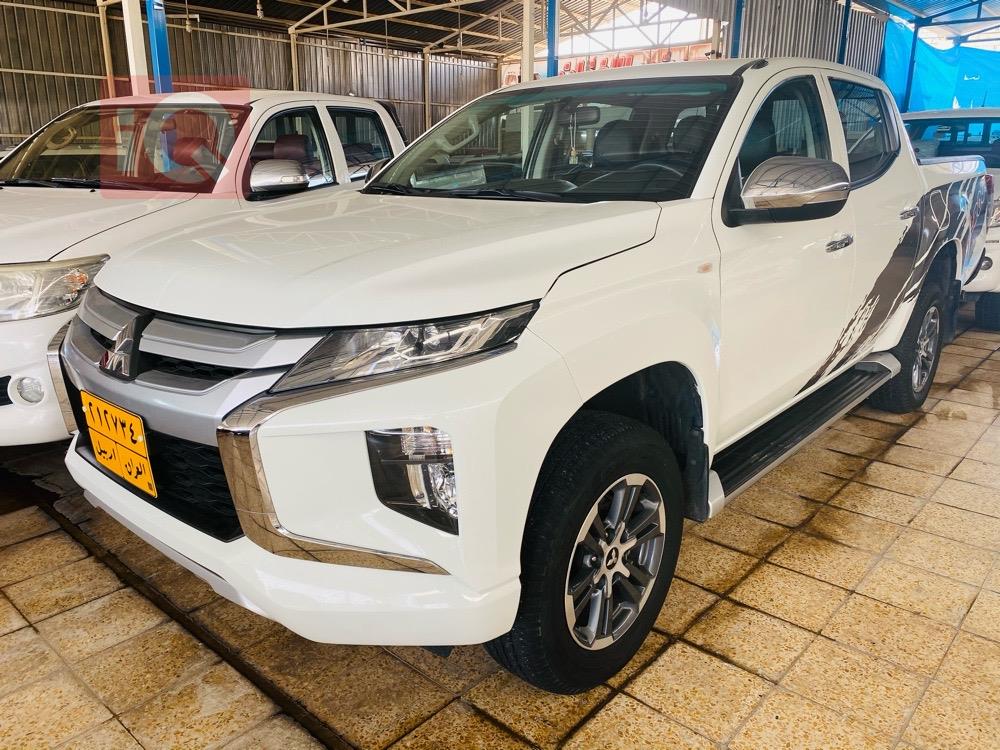 میتسوبیشی L200